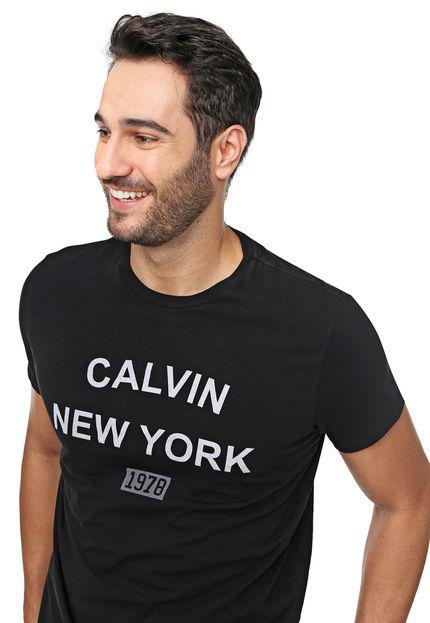 Camiseta Calvin Klein Jeans Lettering Preta
